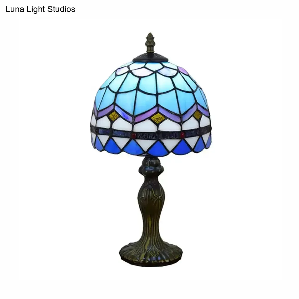 Baroque Dome Table Light with Stained Glass Design - Bedroom Décor