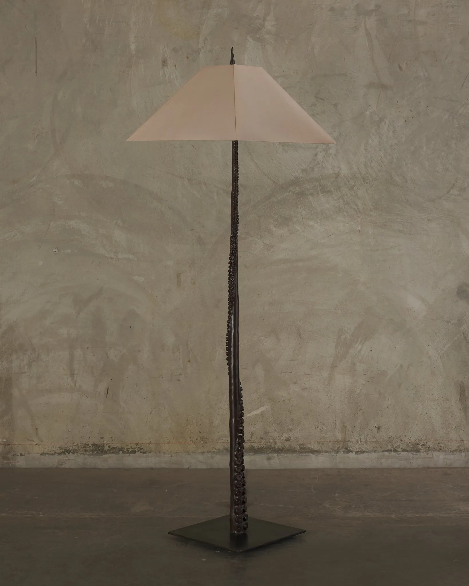 BCW OCTOPUS FLOOR LAMP