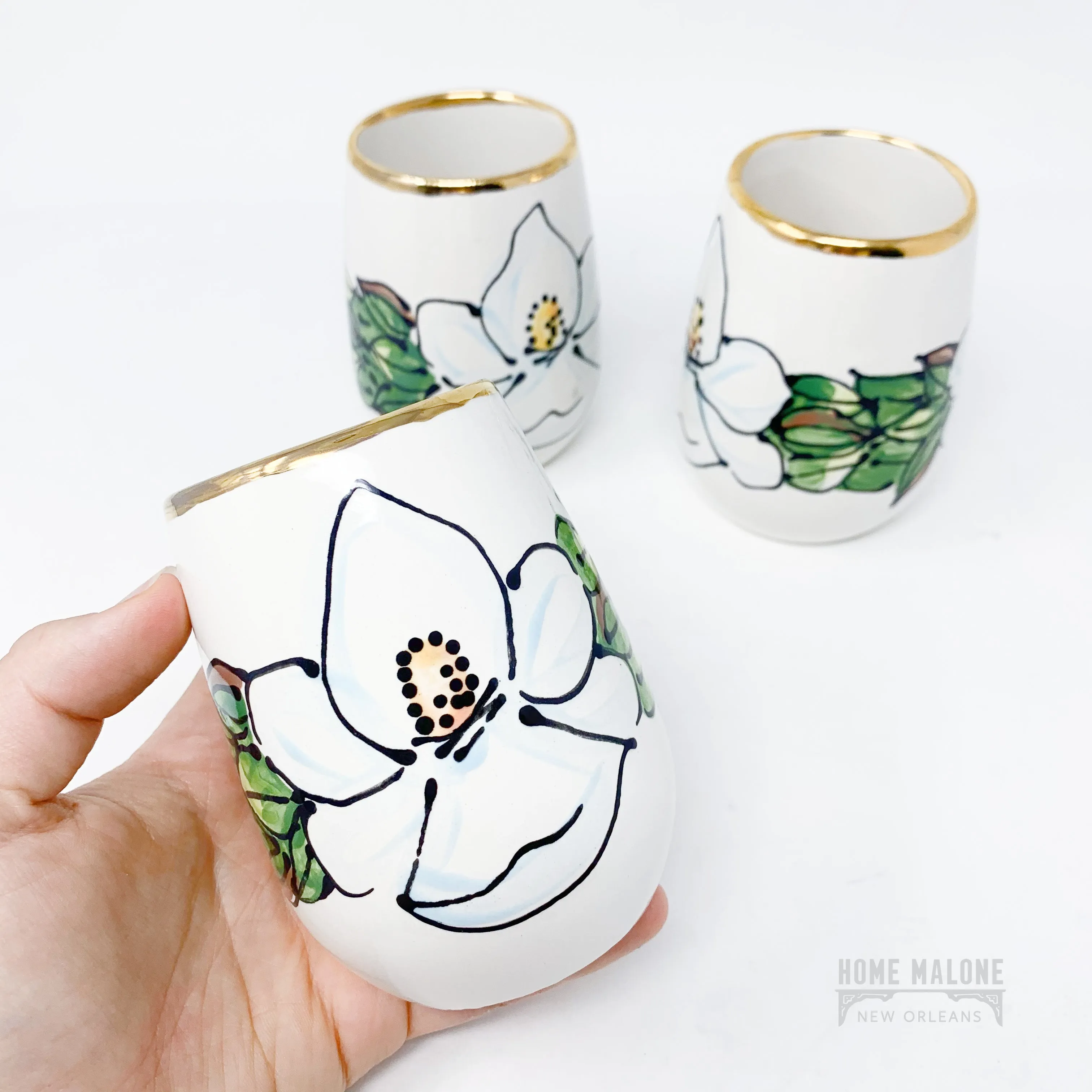 Ceramic Wine Glass: Magnolia