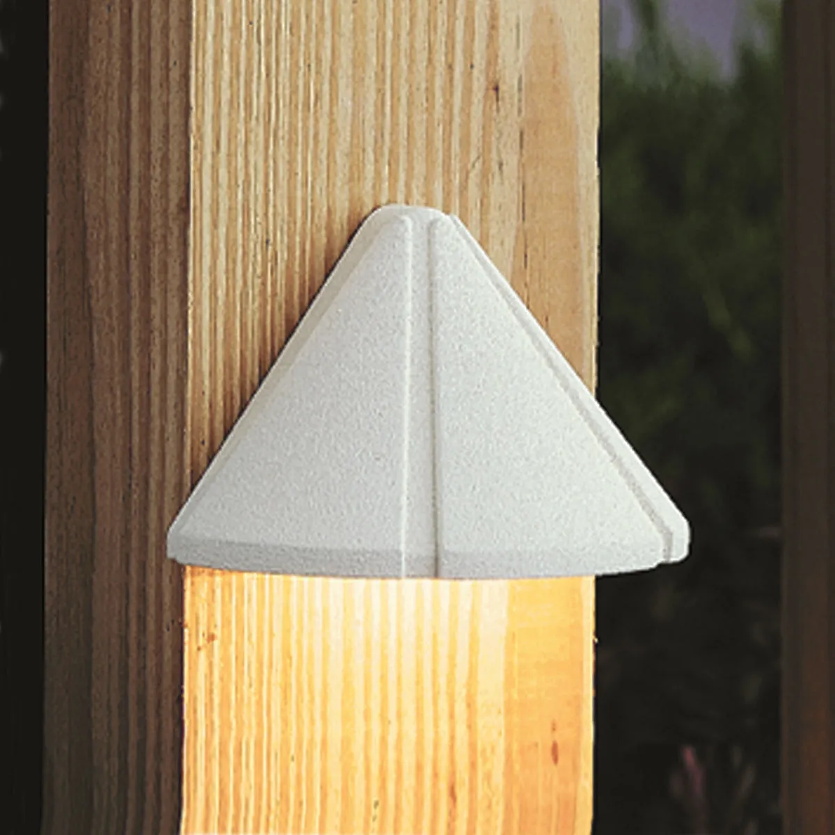 Conical LED Mini-Deck Light