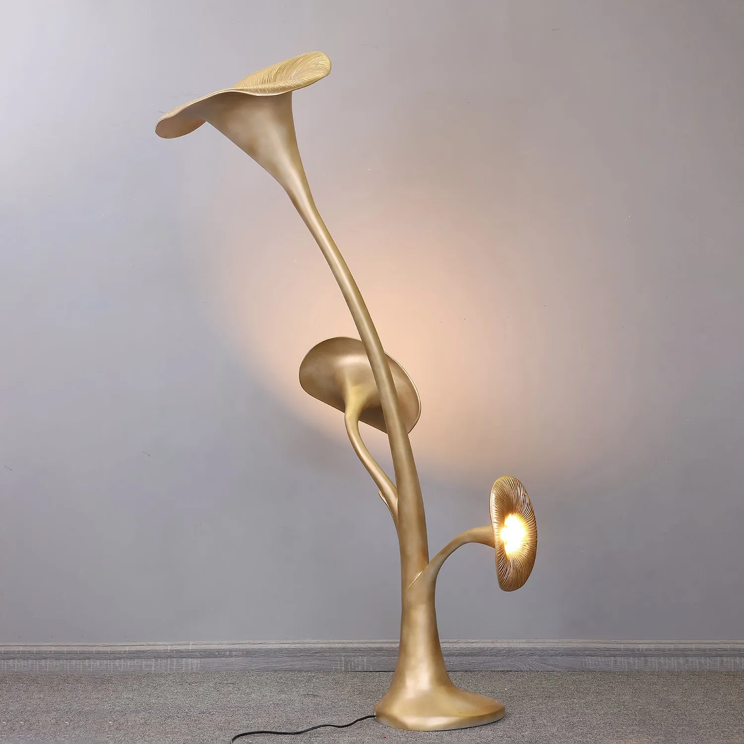 Petunia Sculpture Floor Lamp